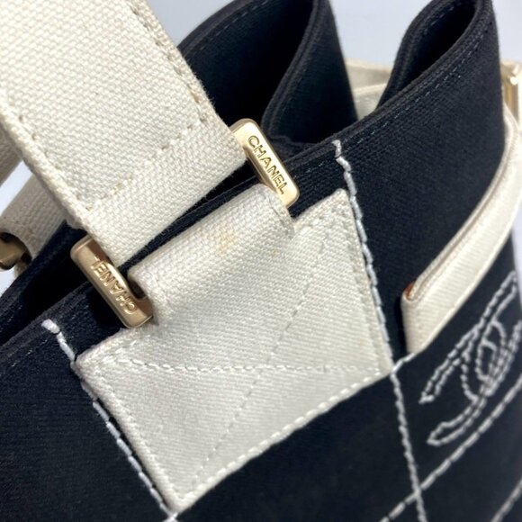CHANEL Black Canvas Logo Shoulder Bag - Picture 11 of 16